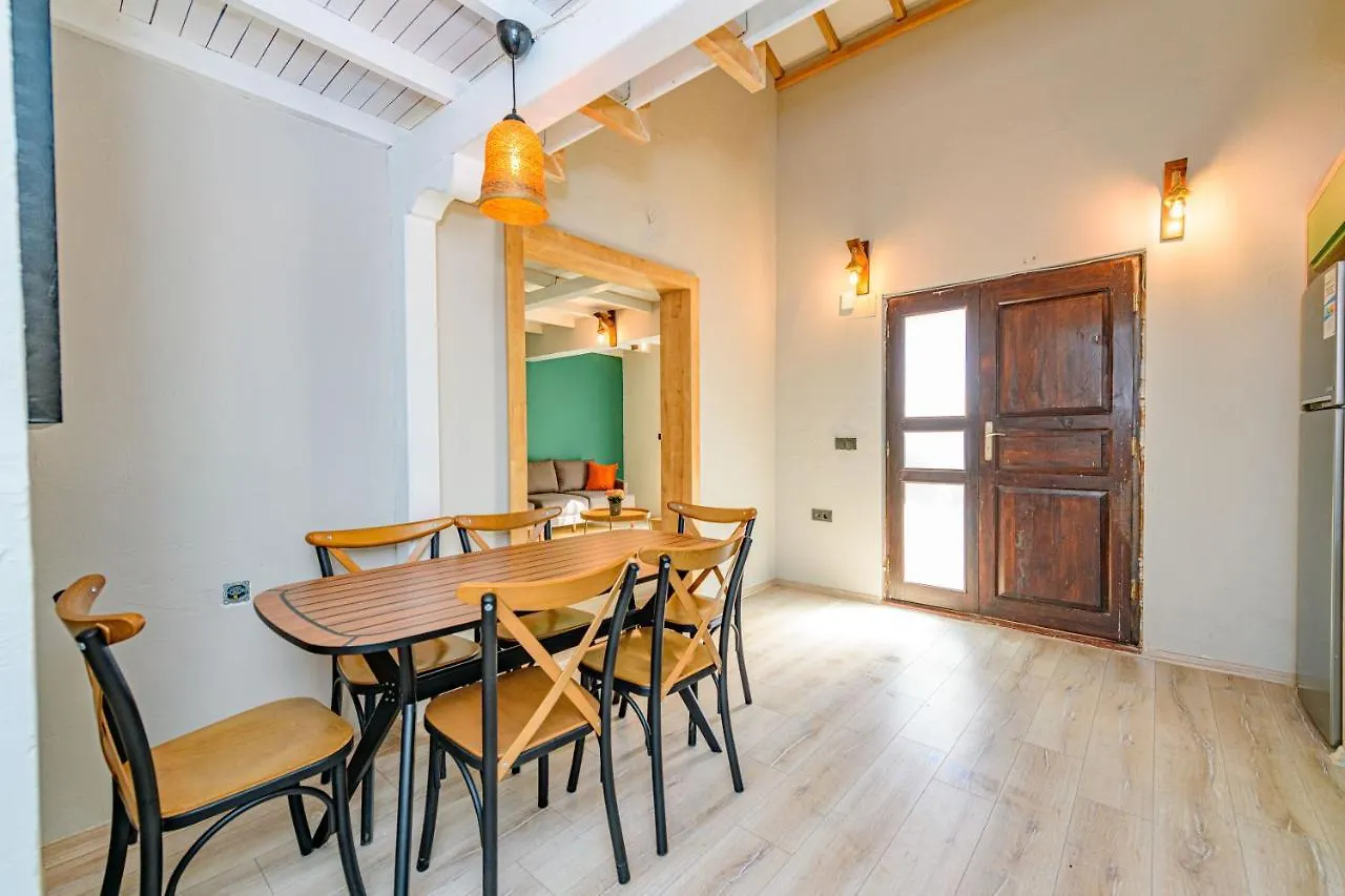 Villa Sarnıç - Kayaköy'de Havuzu Korunaklı